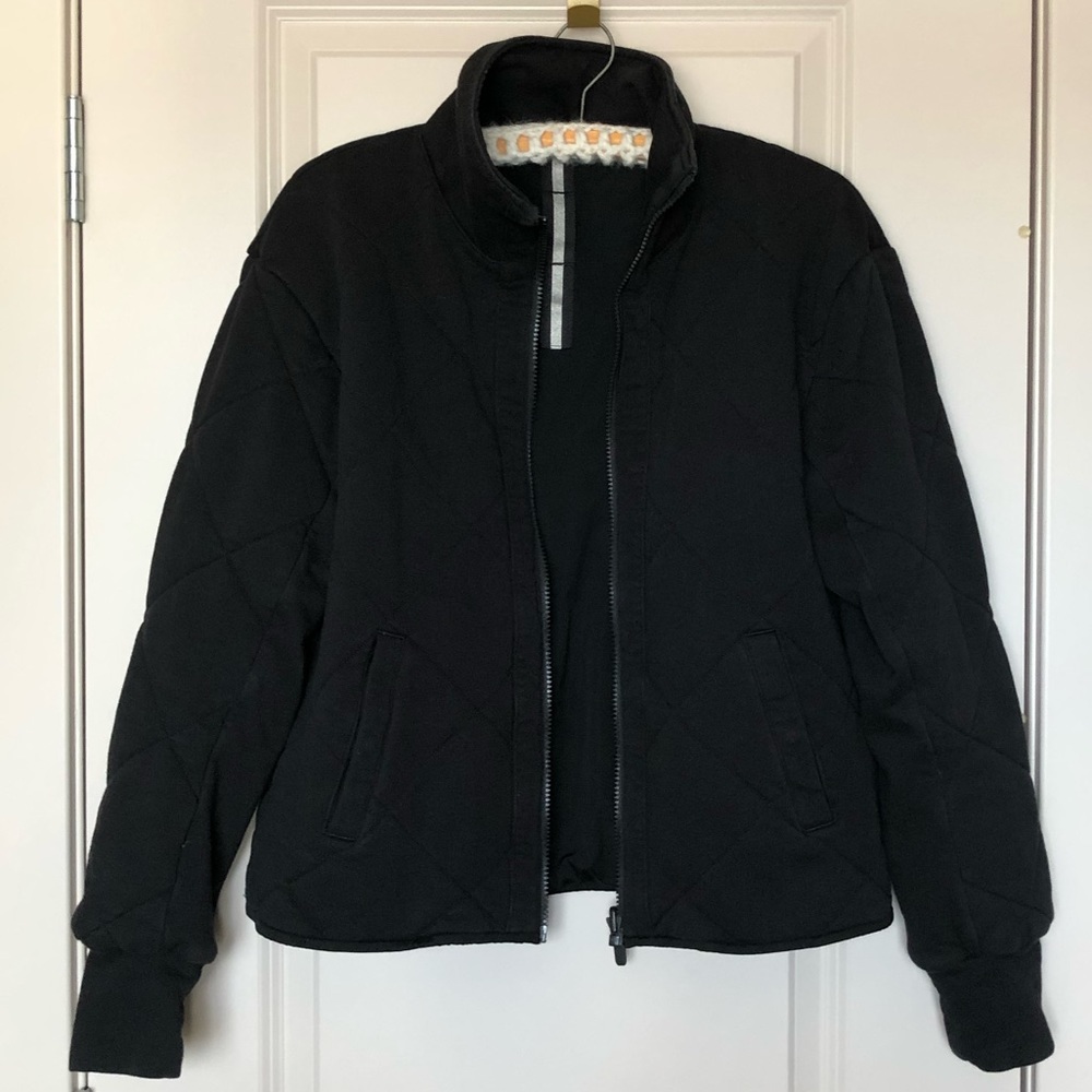 LULULEMON -10- Forever Warm Bomber Jacket Black Reversible Quilted Primaloft